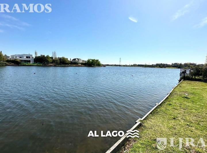 Terreno · 1092m²