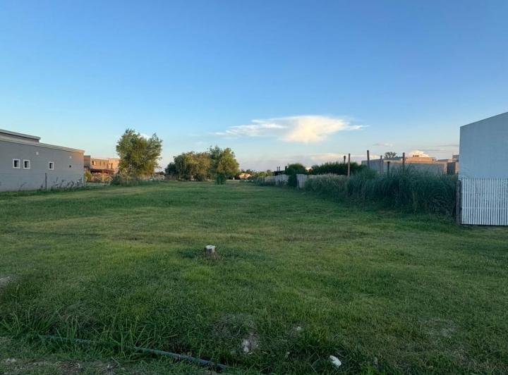 Terreno · 870m²