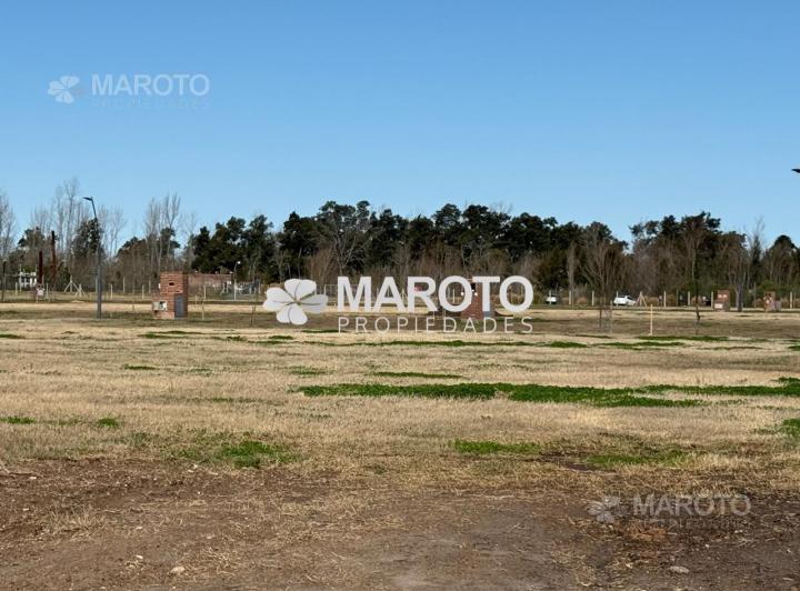Terreno · 700m²