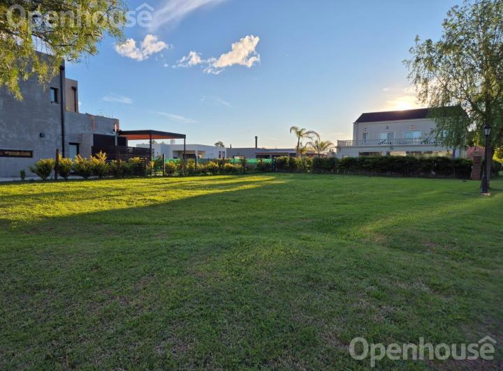 Terreno · 460m²