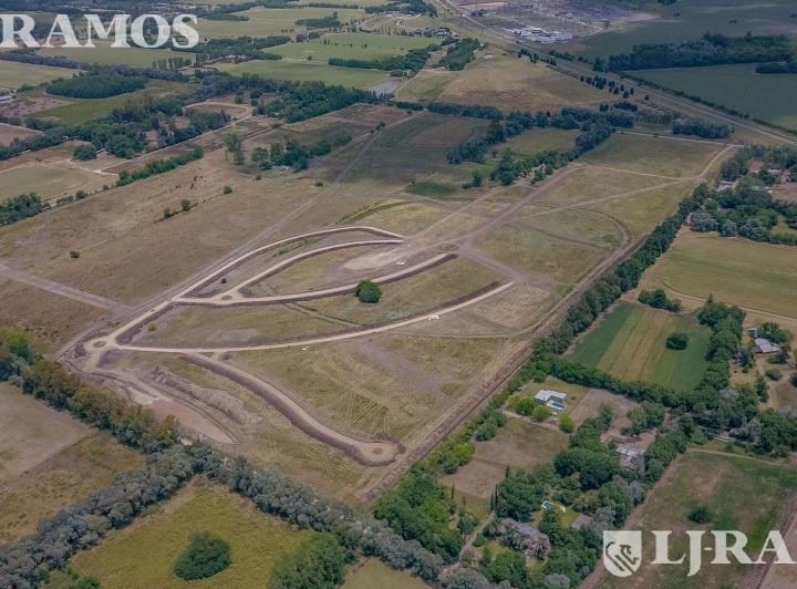 Terreno · 975m²