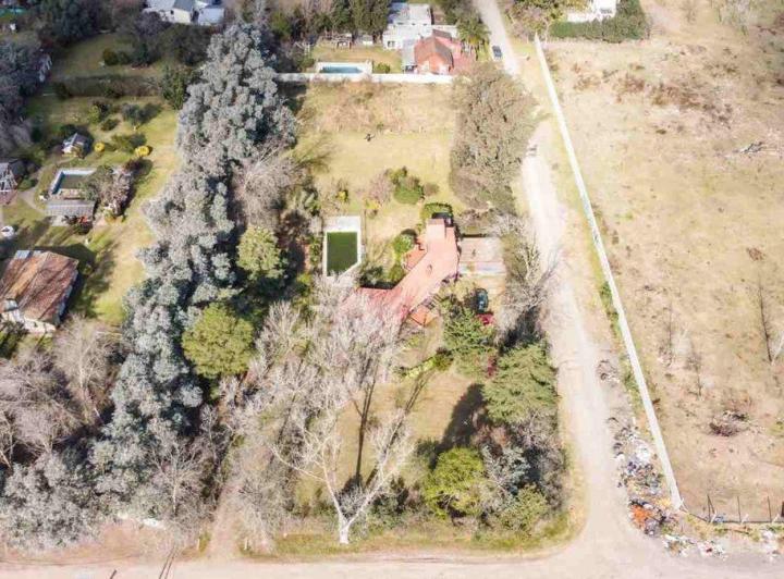 Terreno · 240m²
