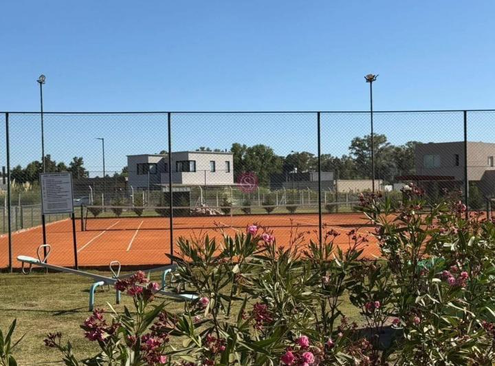 Terreno · 540m²