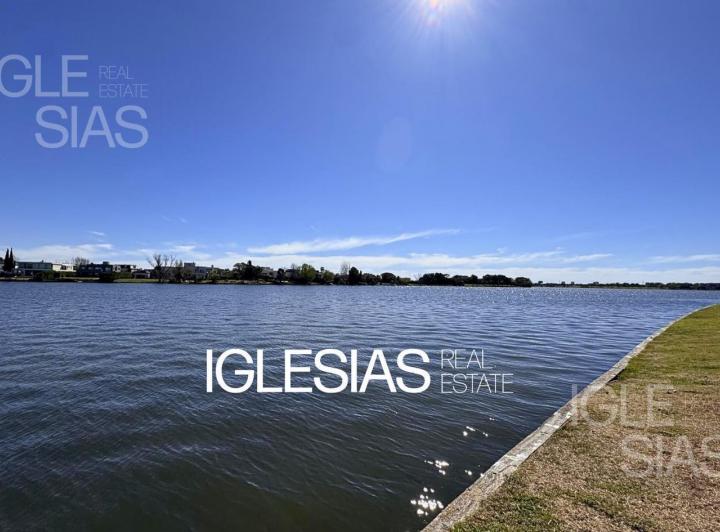 Terreno · 938m²