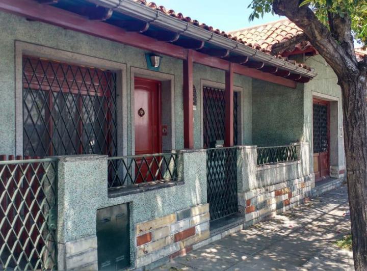 Terreno · 120m² · 3 Ambientes · 1 Cochera