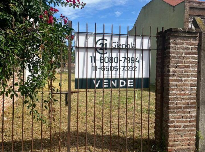 Terreno · 663m²