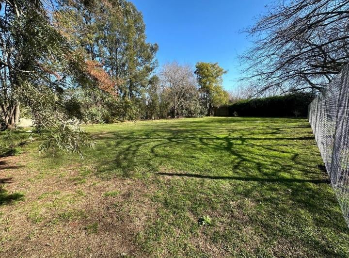 Terreno · 1150m²