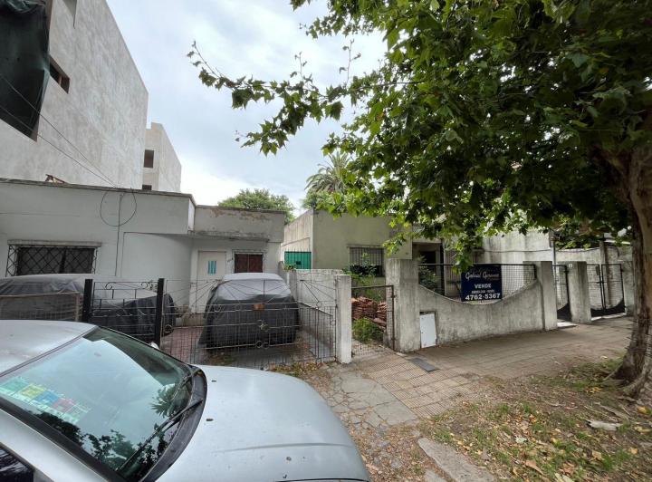 Terreno · 658m²