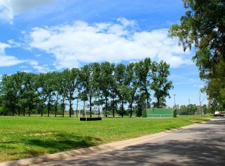 Terreno · 740m²