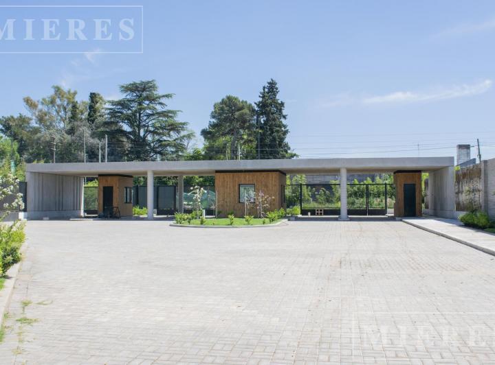 Terreno · 394m²