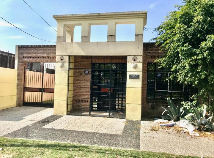 Terreno · 105m² · 3 Ambientes · 5 Cocheras