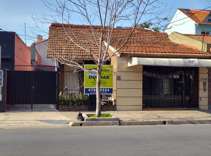 Terreno · 135m² · 5 Ambientes · 1 Cochera