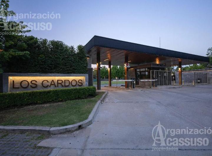 Terreno · 865m²