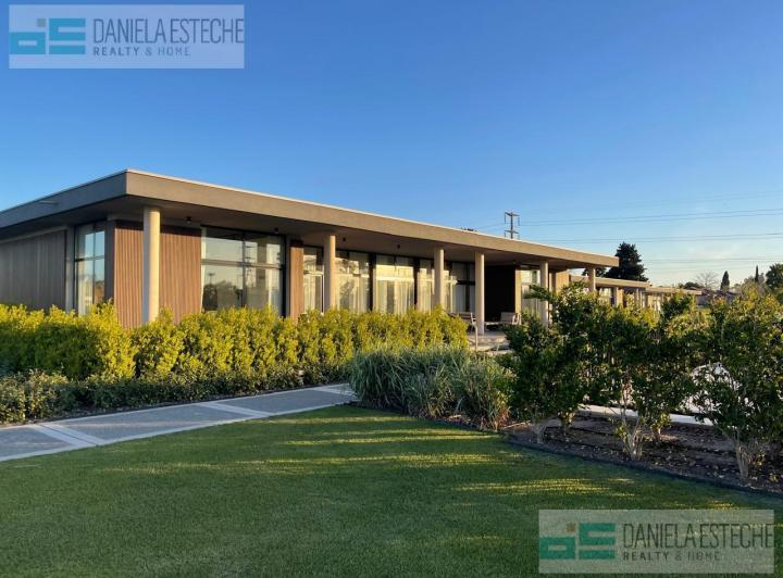Terreno · 814m²