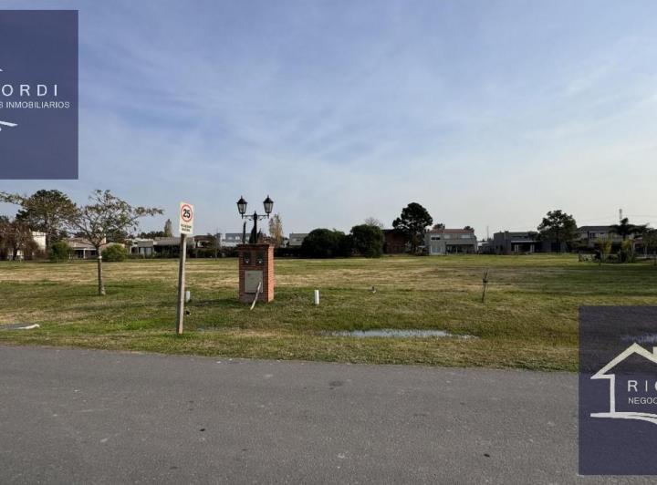 Terreno · 800m²