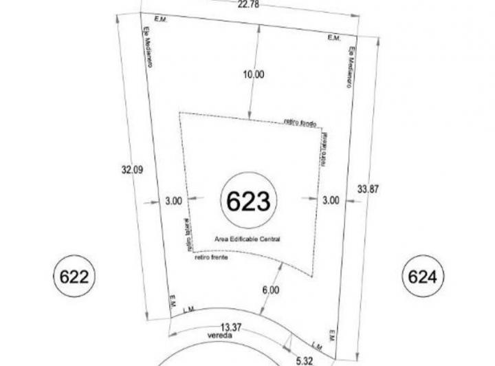 Terreno · 626m²