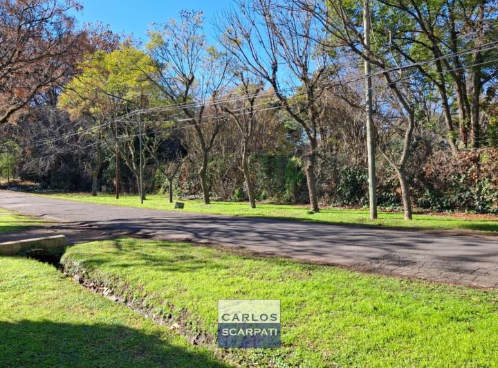 Terreno · 6714m²