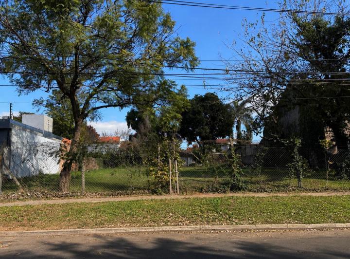 Terreno · 300m²