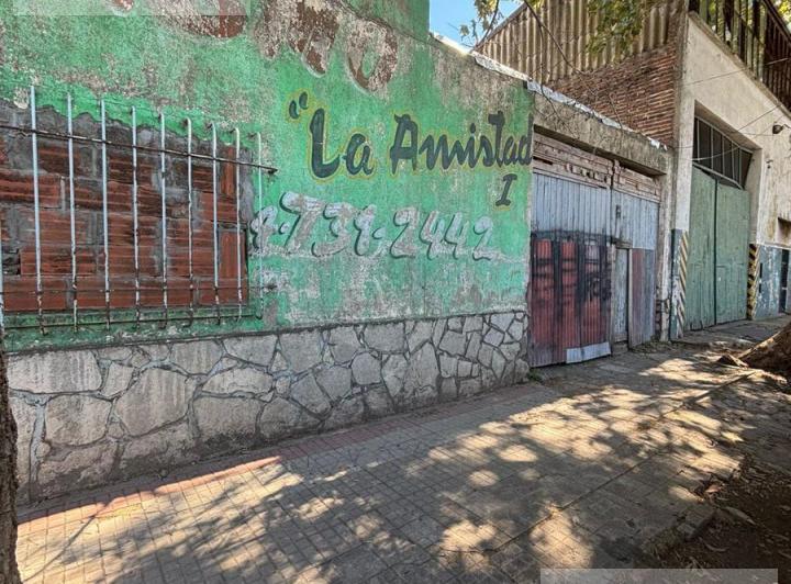 Terreno · 407m²
