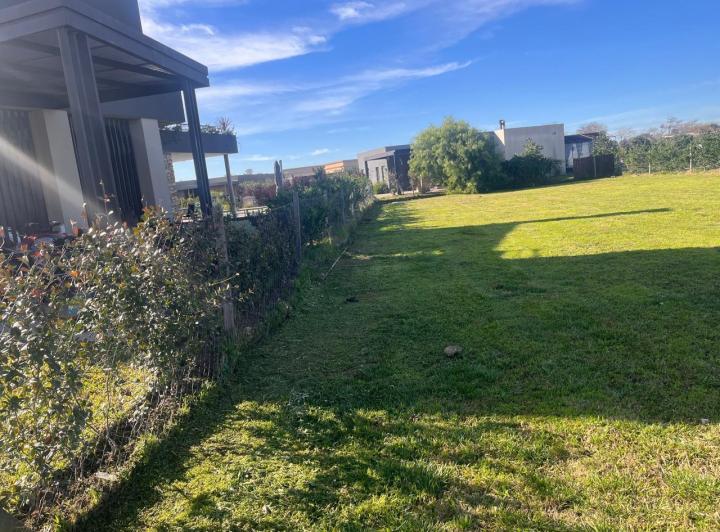 Terreno · 894m²