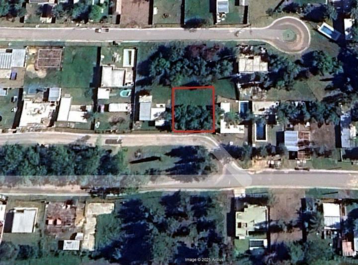 Terreno · 300m²