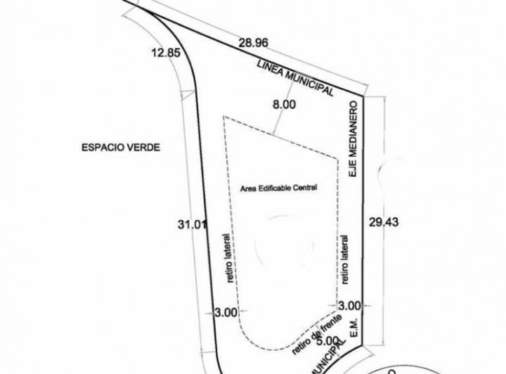 Terreno · 724m²