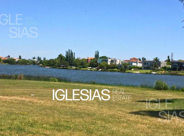 Terreno · 4292m²
