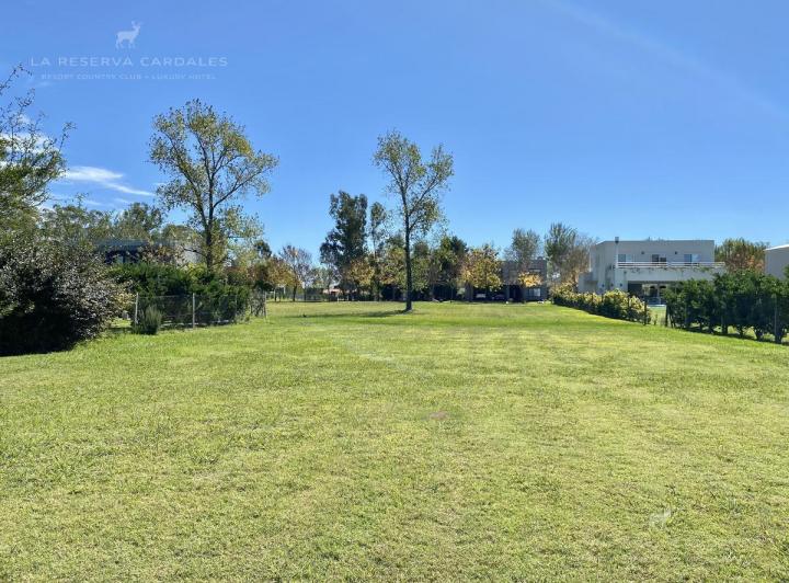 Terreno · 1121m²