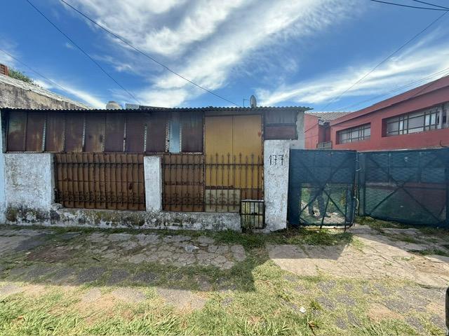 Terreno · 70m² · 3 Ambientes · 2 Cocheras