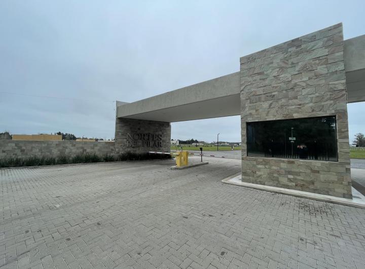 Terreno · 600m²