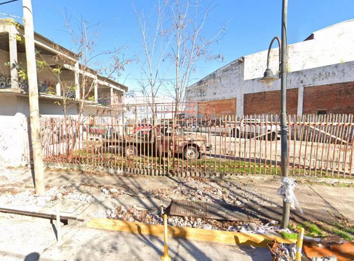 Terreno · 392m²