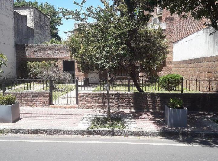 Terreno · 220m²