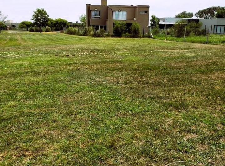 Terreno · 940m²