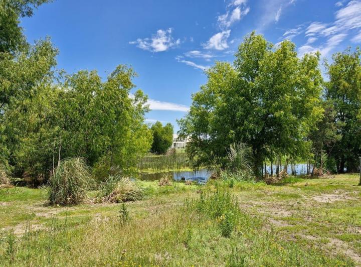 Terreno · 942m²
