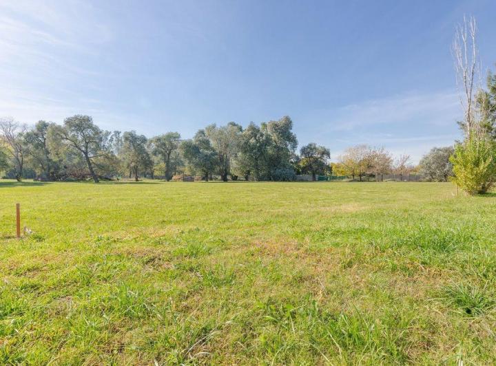 Terreno · 840m²