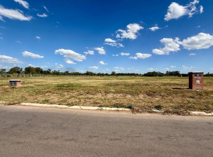 Terreno · 640m²