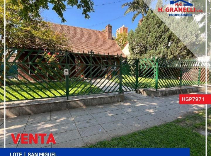 Terreno · 1664m²