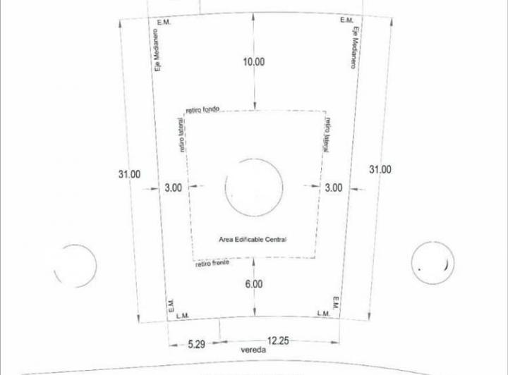 Terreno · 610m²
