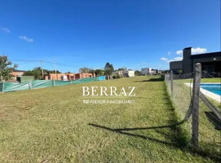 Terreno · 597m²
