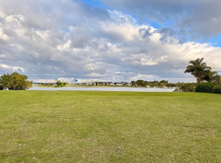 Terreno · 2500m²