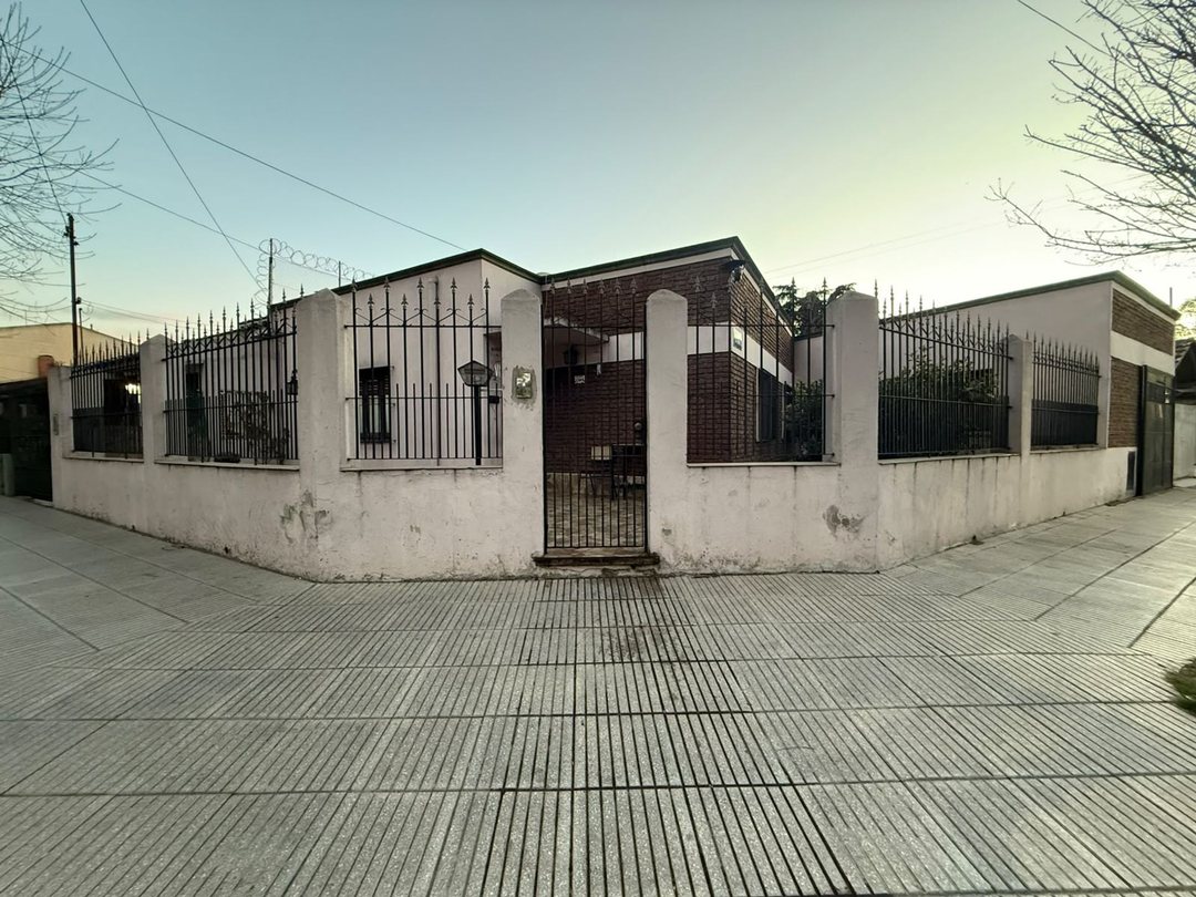 VENTA CASA 5 AMB VILLA TESEI