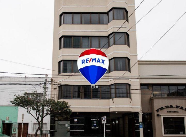 Edificio · 1266m² · 4 Cocheras