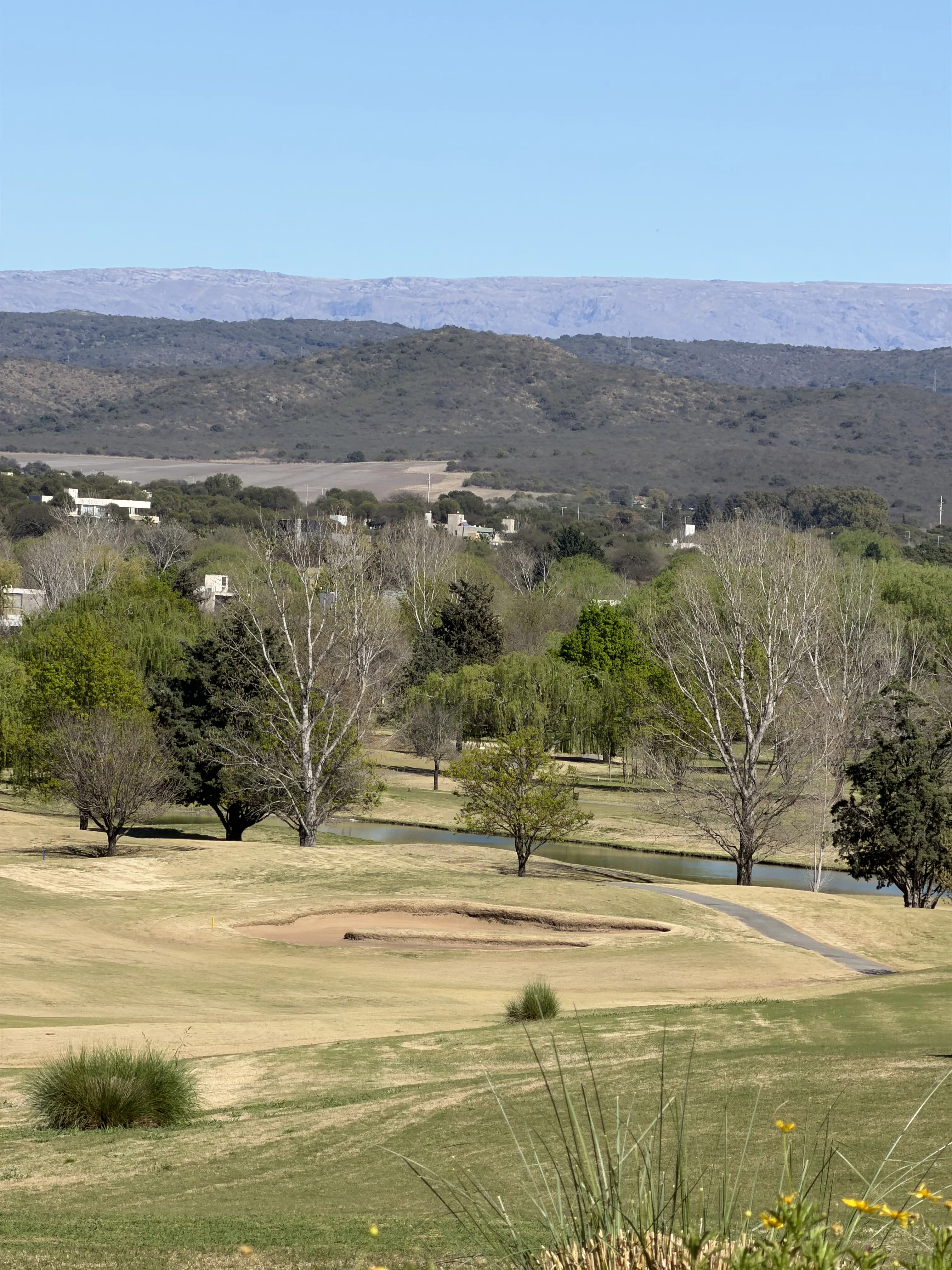 LOTE DE 1.530 M² CERCA DEL INGRESO | VALLE DEL GOLF