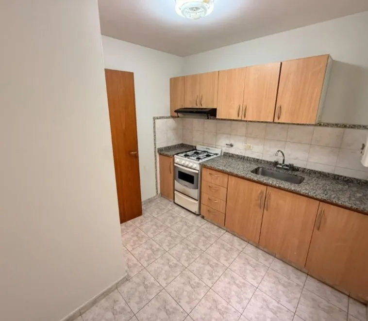 Nueva Cba 2 dorm 2 bñs balcon frente