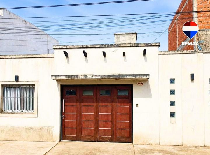 Casa · 100m² · 3 Ambientes · 1 Cochera