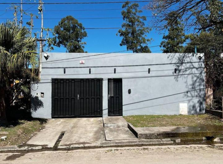 Casa · 1m² · 3 Ambientes · 1 Cochera