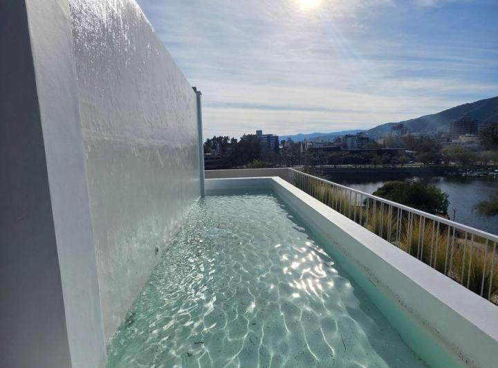 Departamento · 130m² · 6 Ambientes · 1 Cochera