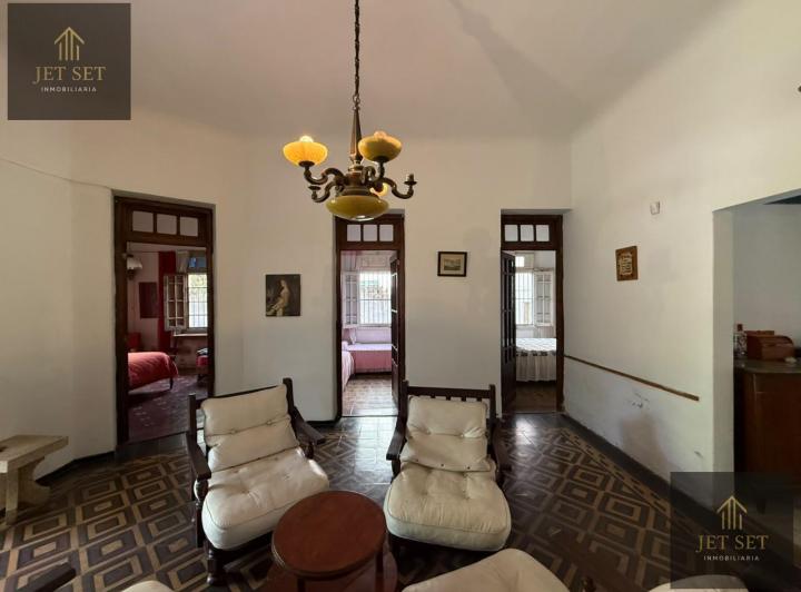 Casa · 319m² · 7 Ambientes