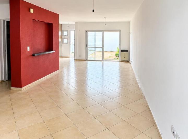 Casa · 150m² · 4 Ambientes · 1 Cochera
