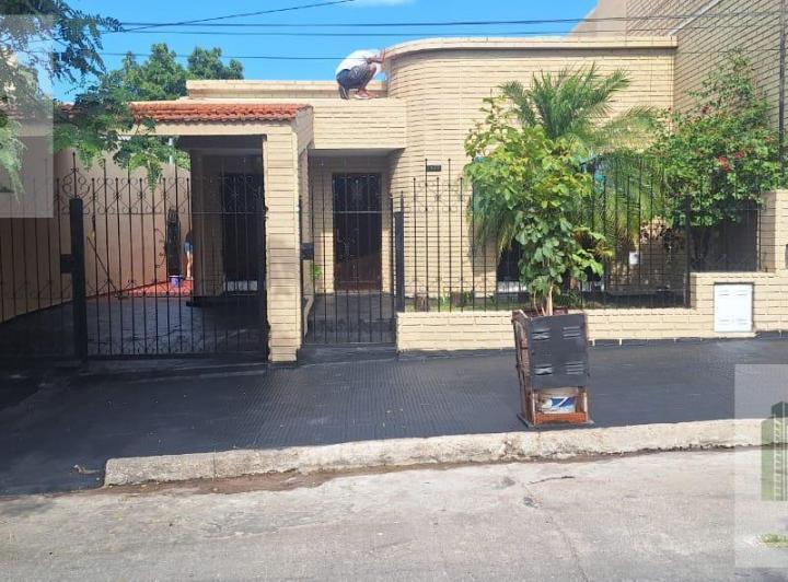 Casa · 100m² · 5 Ambientes